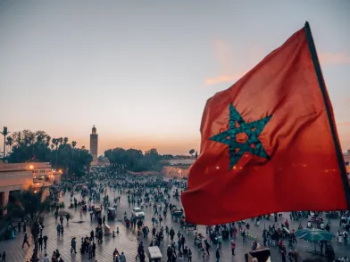 Drapeau du Maroc flottant